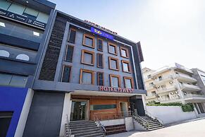 Fabhotel 19 West