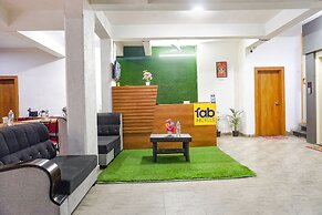 Fabhotel White House Inn