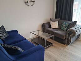 Lovely 2-bed Apartment in Cheltenham Spa