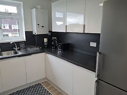Lovely 2-bed Apartment in Cheltenham Spa