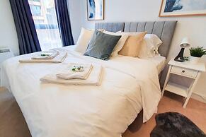 Beautiful 1-bed Apartment in Gloucester