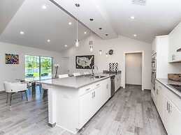 Swiss 14 - Lake Stephanie