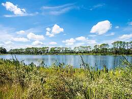 Swiss 14 - Lake Stephanie