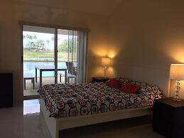 Swiss 28 - Lake Stephanie