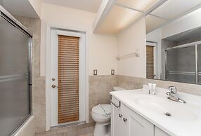 Swiss 57 - Lake Denise