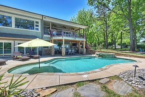 Water, Water Everywhere by Avantstay Pool + Dock