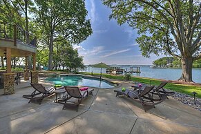 Water, Water Everywhere by Avantstay Pool + Dock