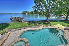 Water, Water Everywhere by Avantstay Pool + Dock