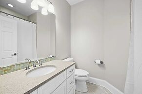 Water, Water Everywhere by Avantstay Pool + Dock