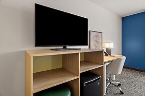 Spark by Hilton Merrillville