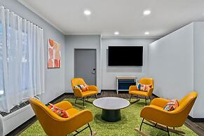 Spark by Hilton Merrillville