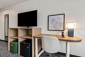 Spark by Hilton Merrillville