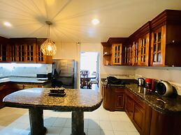 Hotel Boutique Beehive Coliving