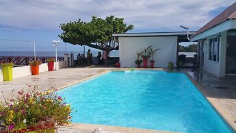 PENSION HITI MOANA VILLA