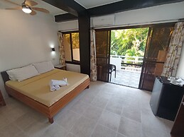 Jalyn's Resort & Restaurant