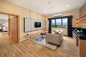 Aston Palu Hotel & Conference Center