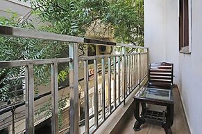 Airport Hotel Redstone