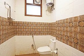 Airport Hotel Redstone