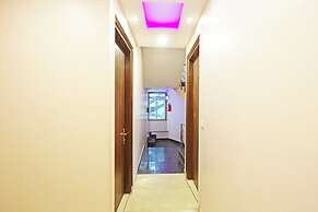 Airport Hotel Redstone