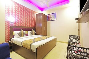 Airport Hotel Redstone