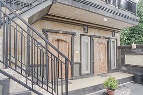 Giri Krisna Guest House