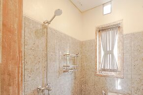 Giri Krisna Guest House