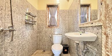 Giri Krisna Guest House