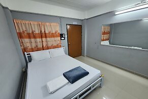 Green Apartment Kaset