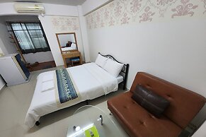 Green Apartment Kaset