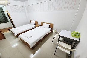 Green Apartment Kaset