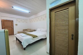 Green Apartment Kaset