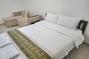 Green Apartment Kaset