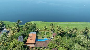 Amã Stays & Trails Lily Pad , Kumarakom