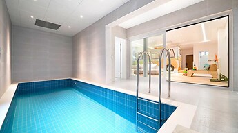 Gapyeong Pinetree Kids Pool Villa