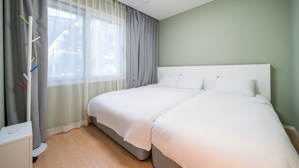 Gapyeong Pinetree Kids Pool Villa