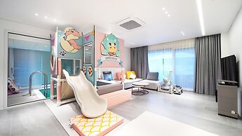 Gapyeong Pinetree Kids Pool Villa