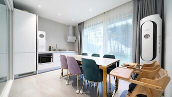 Gapyeong Pinetree Kids Pool Villa