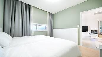 Gapyeong Pinetree Kids Pool Villa