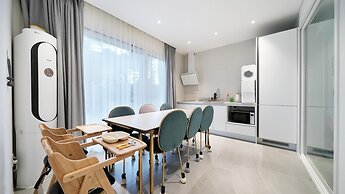 Gapyeong Pinetree Kids Pool Villa