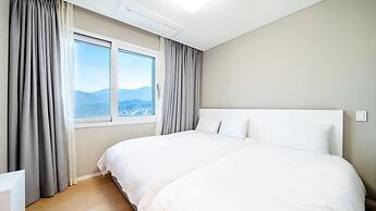 Gapyeong Pinetree Kids Pool Villa