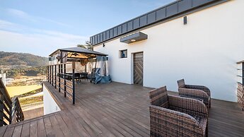 Gapyeong Pinetree Kids Pool Villa