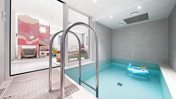 Gapyeong Pinetree Kids Pool Villa