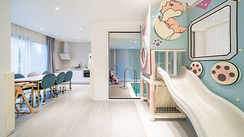 Gapyeong Pinetree Kids Pool Villa