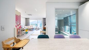 Gapyeong Pinetree Kids Pool Villa