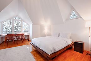 Villa With Spacious Garden in Sapanca