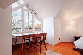 Villa With Spacious Garden in Sapanca