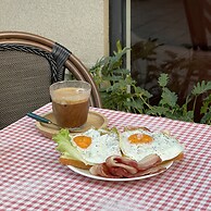 Palette Collect's Boutique Hotel Ha Long