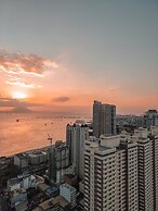 Manila Bay City View Room with Free Pool