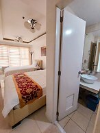 Manila Bay City View Room with Free Pool