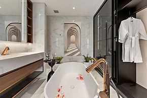 The Metropole Thu Thiem Luxury Vacation